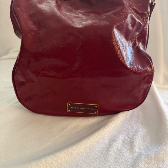 Marc by Marc Jacobs "Too Hot To Handle" Hobo - Picture 2 of 8